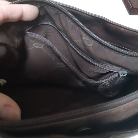 Brown soft genuine leather convertible Derek Alexander bag - Picture 14 of 14